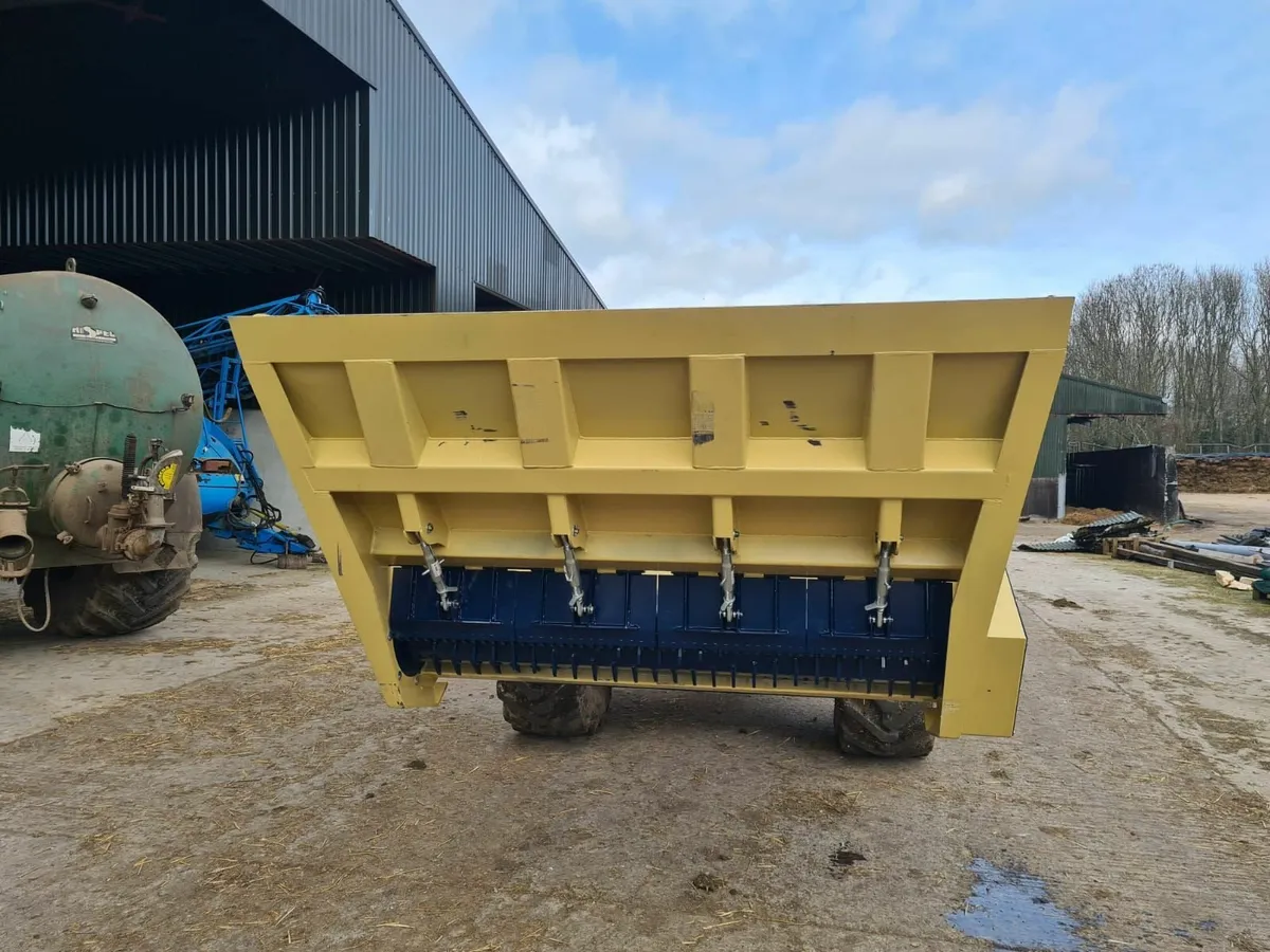 Beet Chopper Bucket