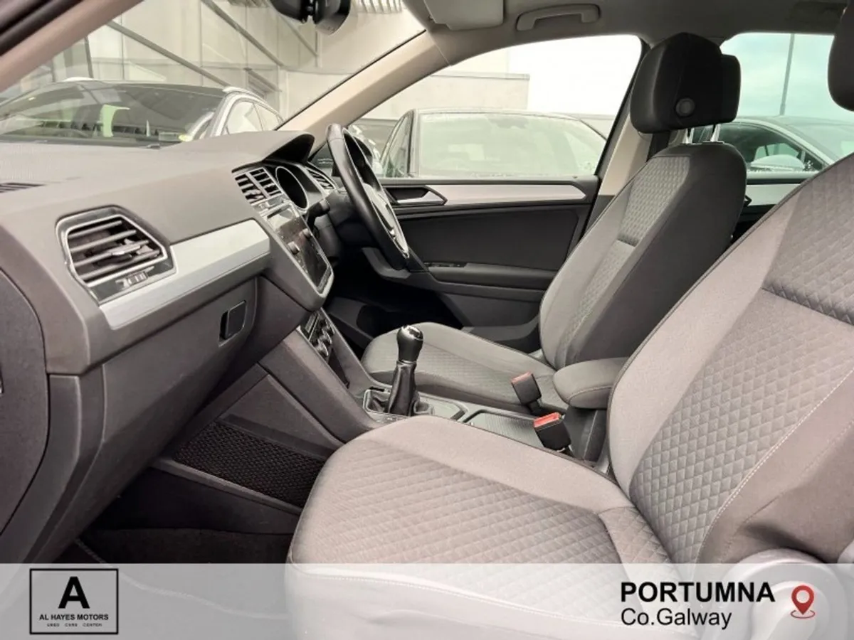 Volkswagen Tiguan Comfortline 2.0 TDI 6speed 150B - Image 4