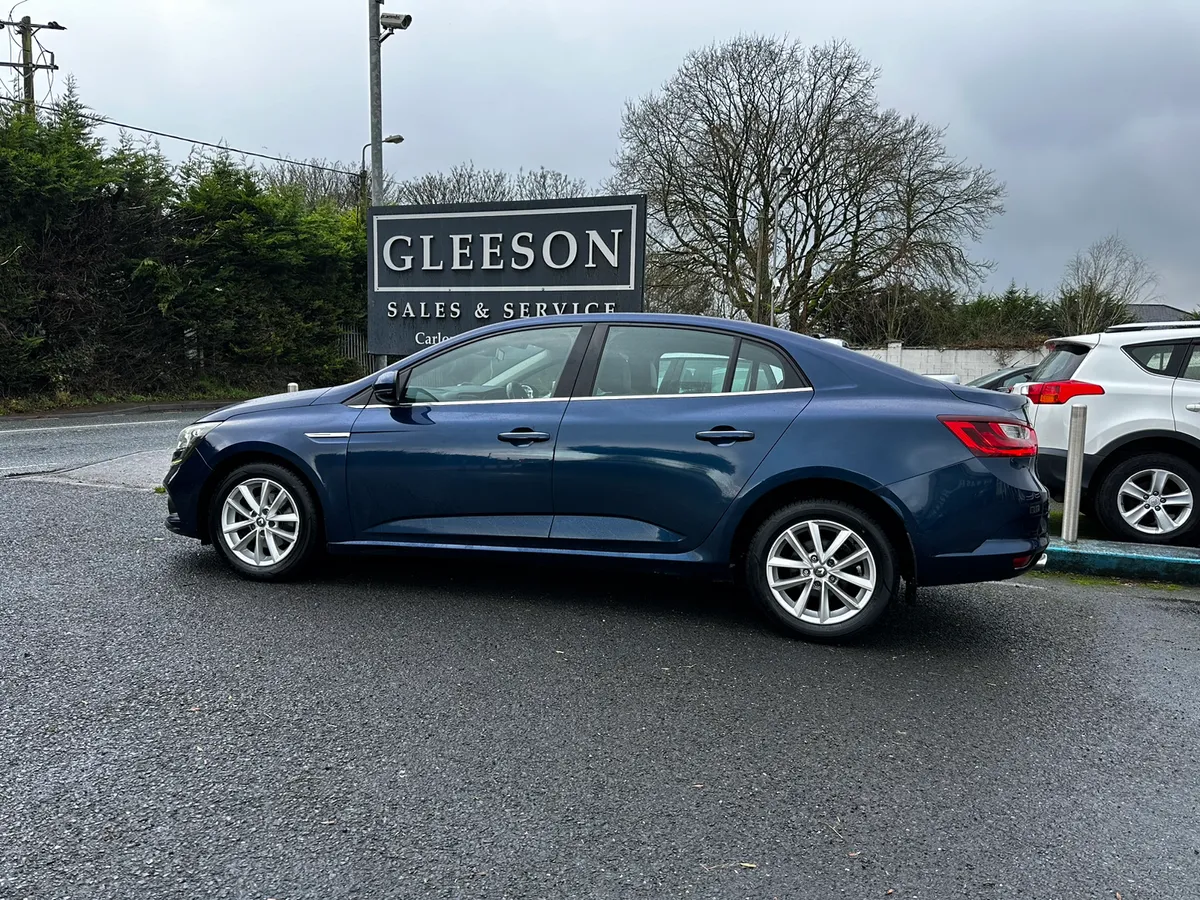 2017 Renault Megane Saloon 1.5 DCi - Image 2