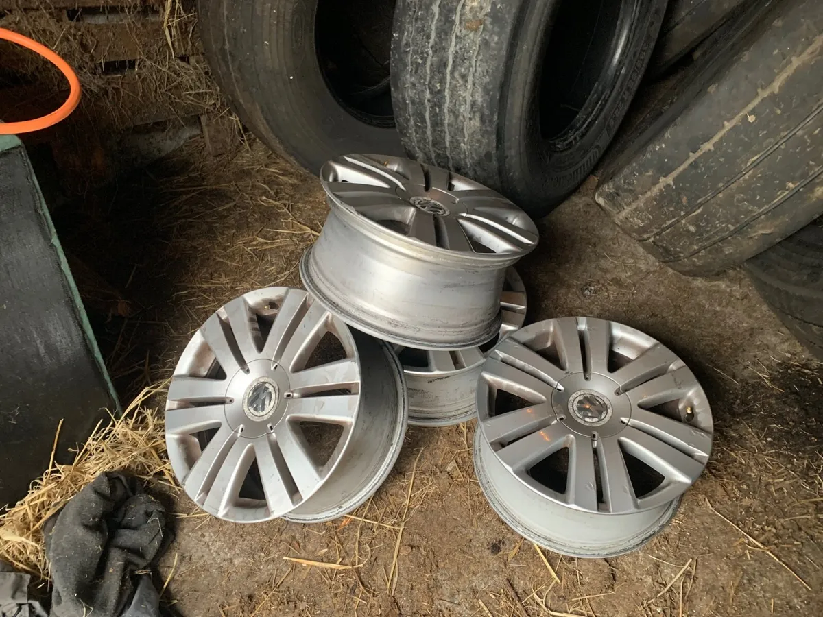 16 vw wheel sale covers