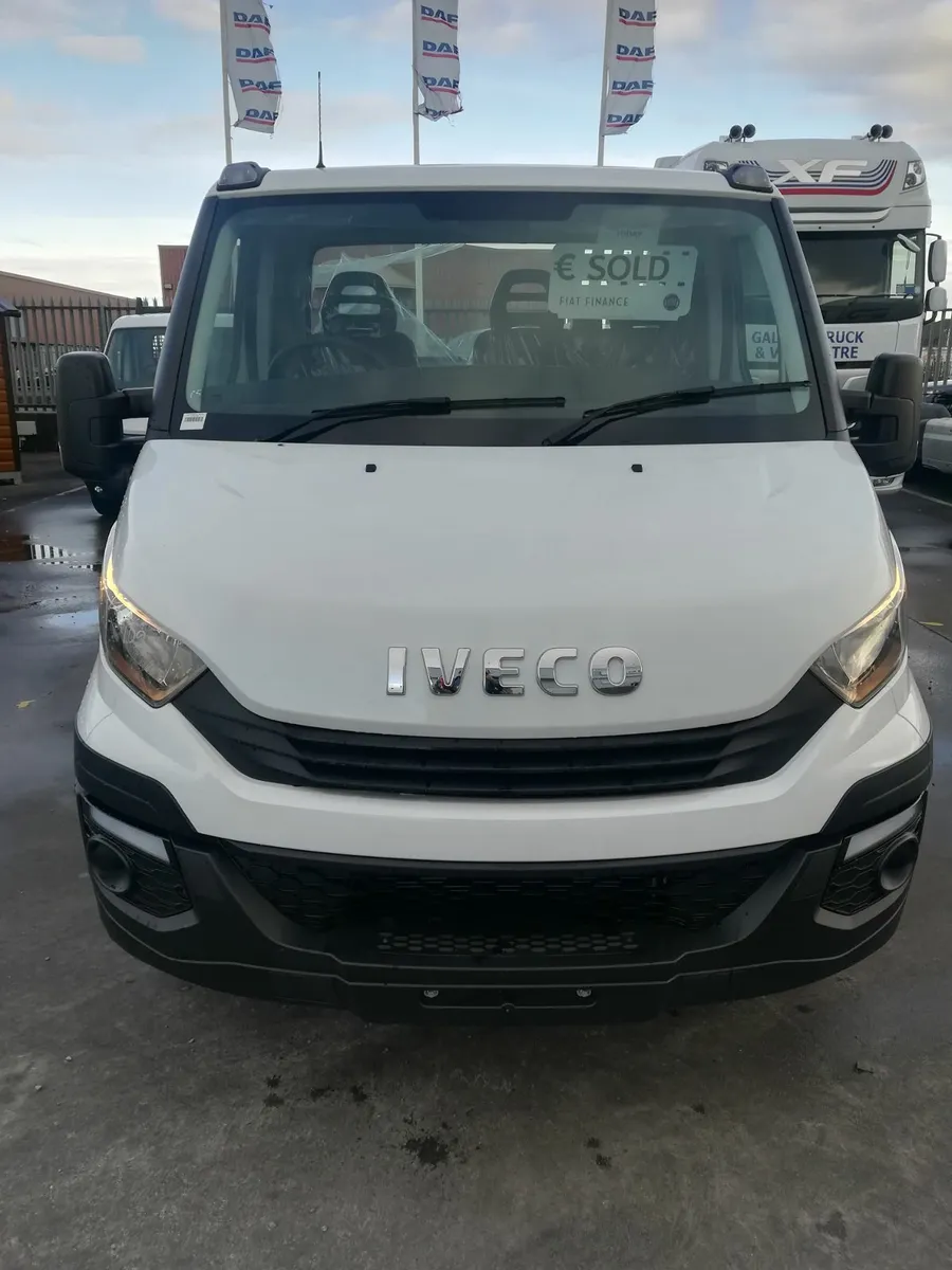 New Iveco Daily 3lt 160bhp chassis & cab in stock - Image 3