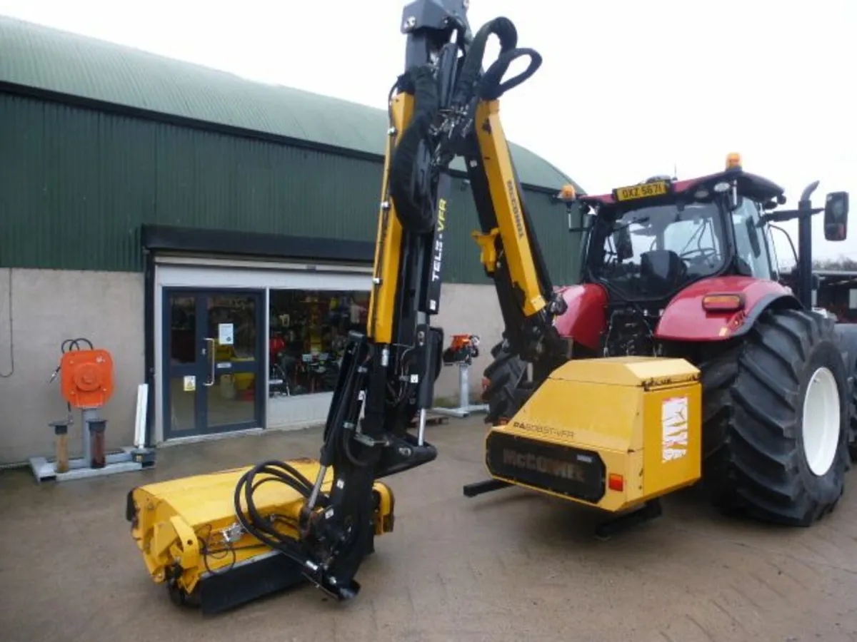 McConnel Pa8085 VFR Hedgecutter