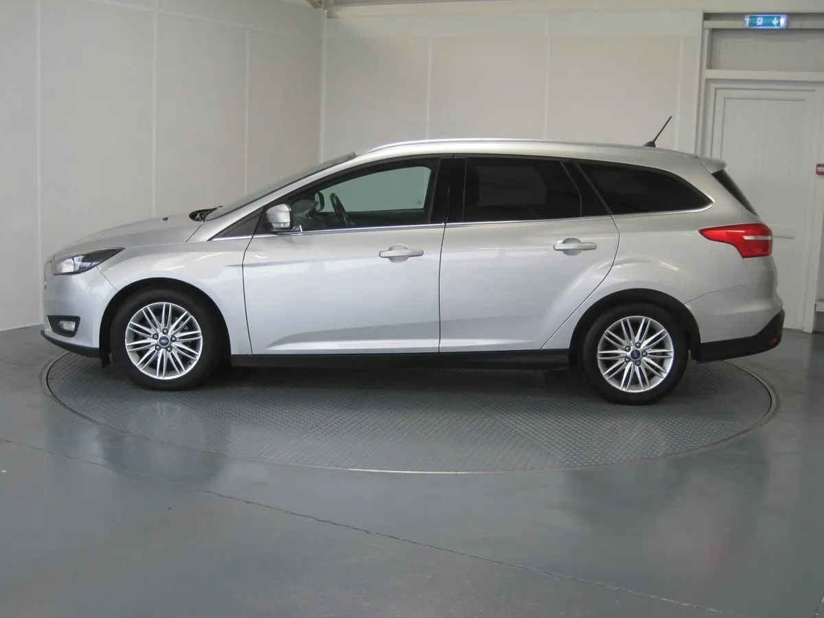 2018 Ford Focus 1.5 TDCI Zetec Edition - Image 3