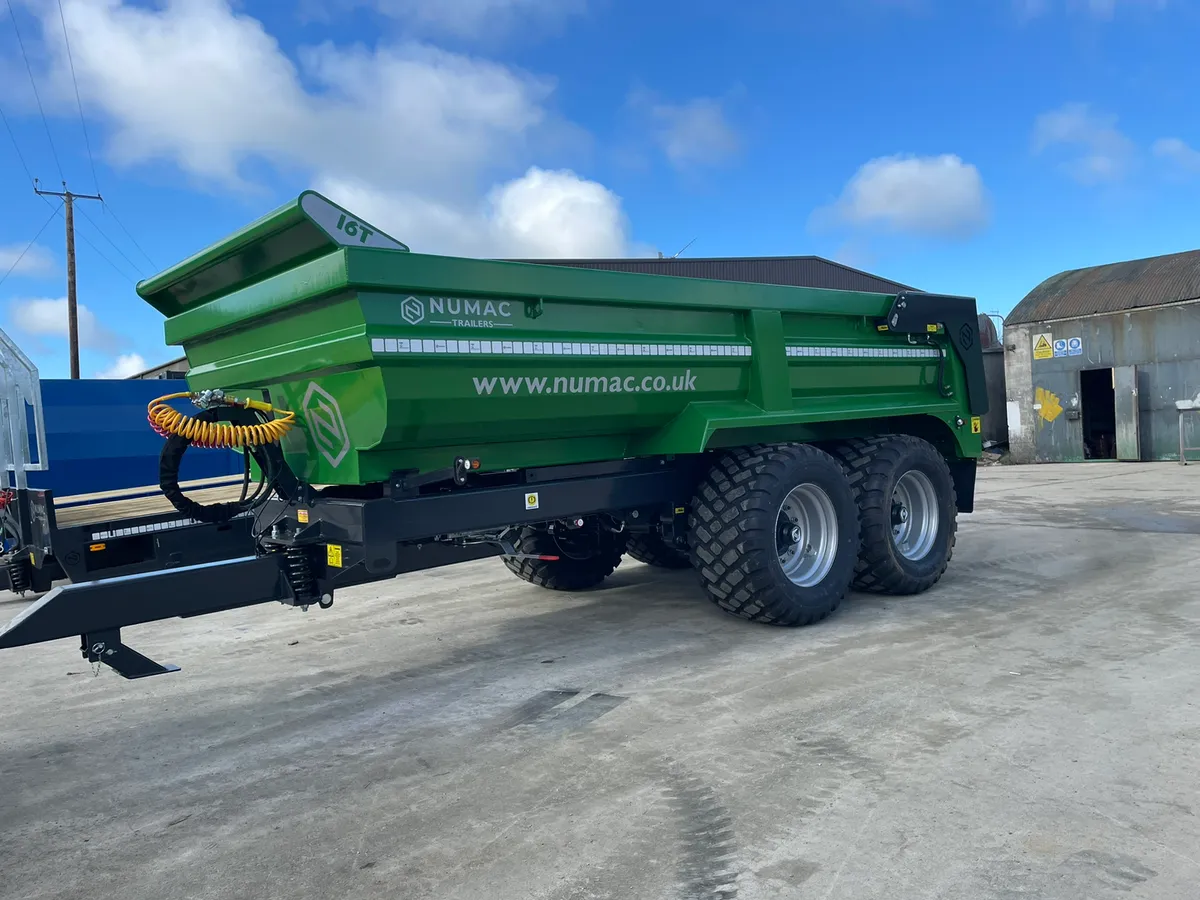 Numac 16t half pipe dump trailer - Image 1