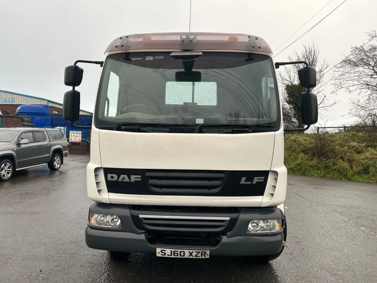 2010 Daf lf 55 220 18 ton 3 way tipper - Image 2