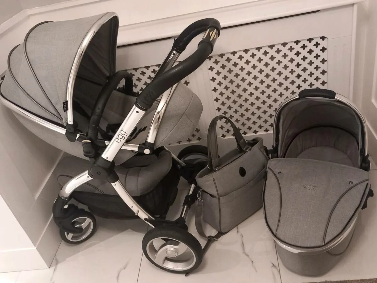 Egg stroller bundle - Image 1