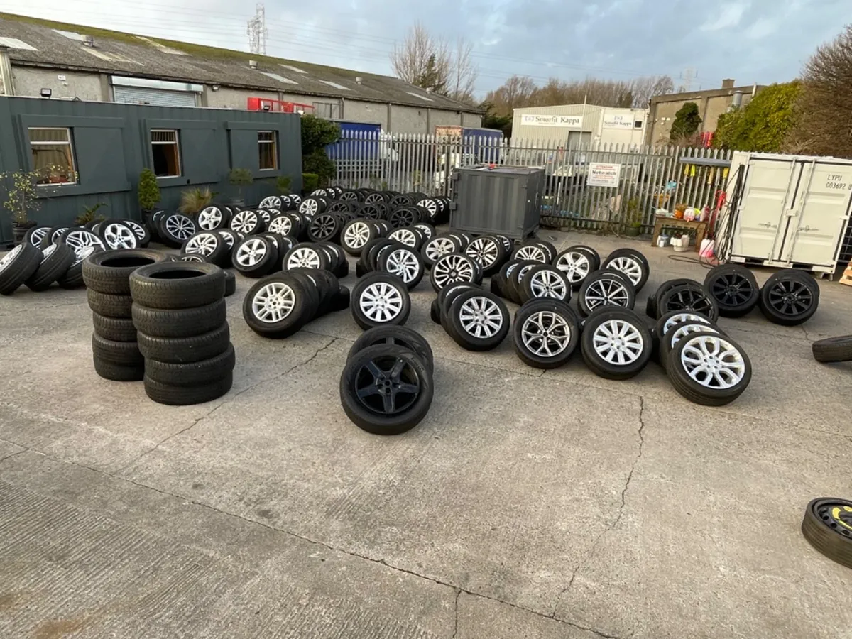 Land Rover Discovery/Range Rover SPARE WHEELS - Image 1