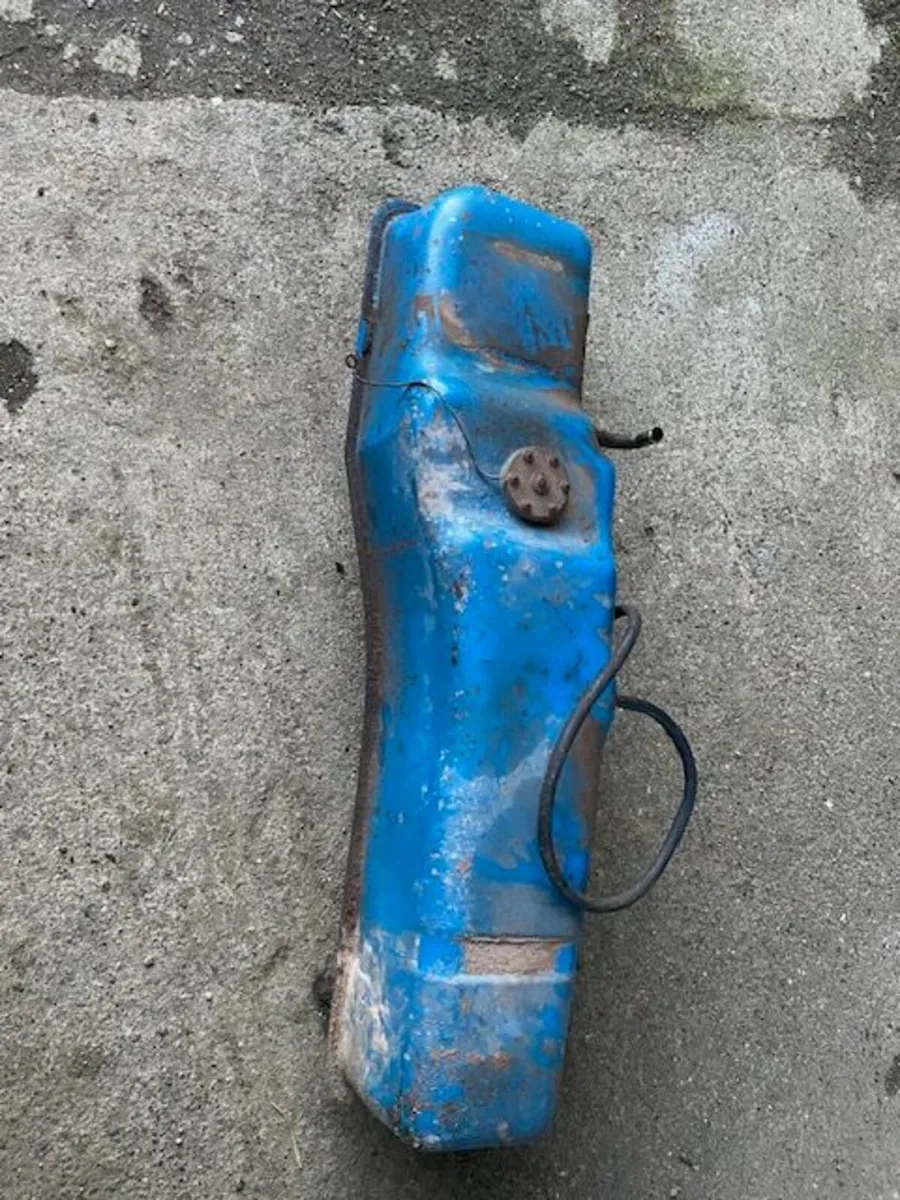 Diesel Tank to suit Ford 7600, 6610, 7610 etc - Image 2
