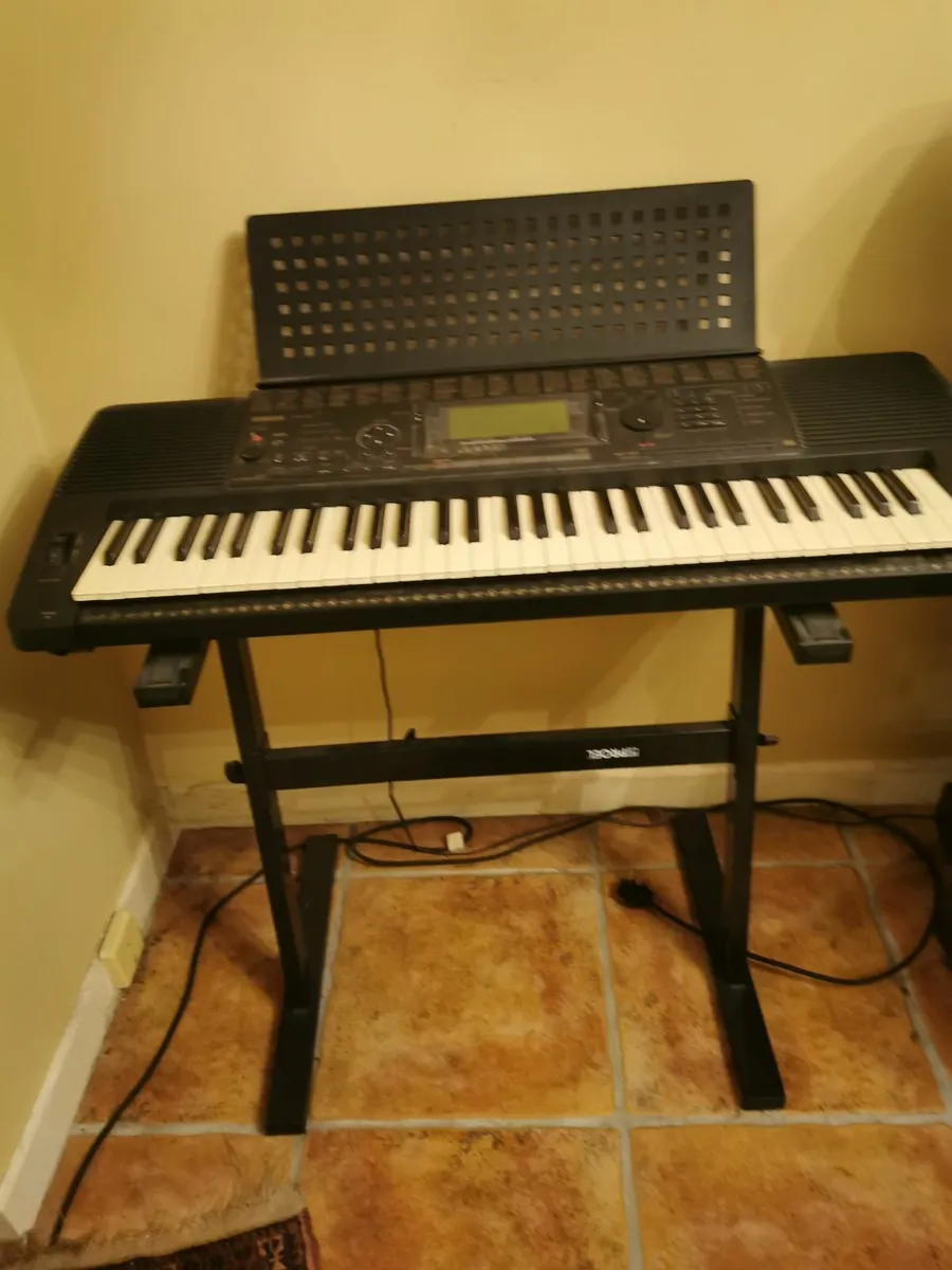 Yamaha keyboard for store sale olx