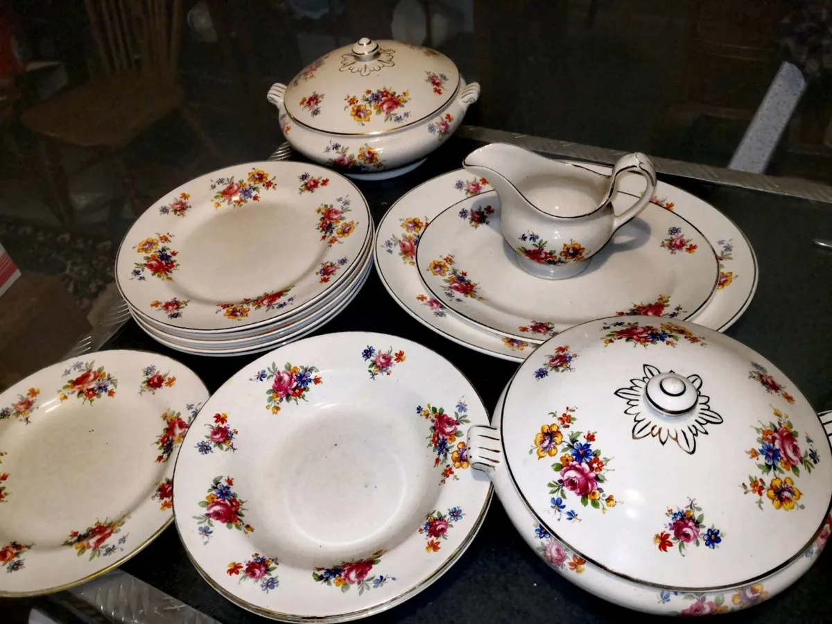 Antique ARKLOW dinner set