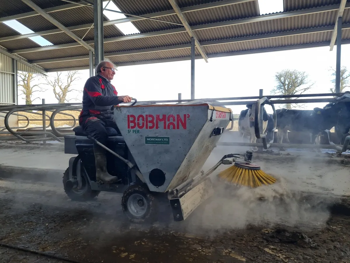 Bobman Super Cubicle Bedding Machine - Image 1