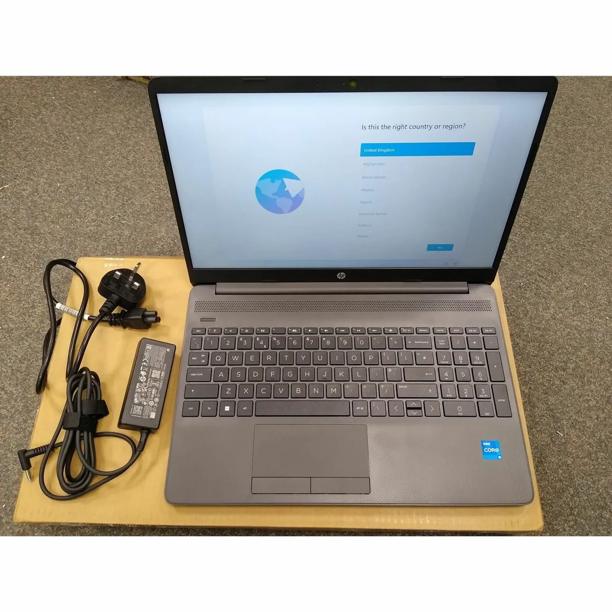 HP 250 G9 Laptop. Comes with free gift.
