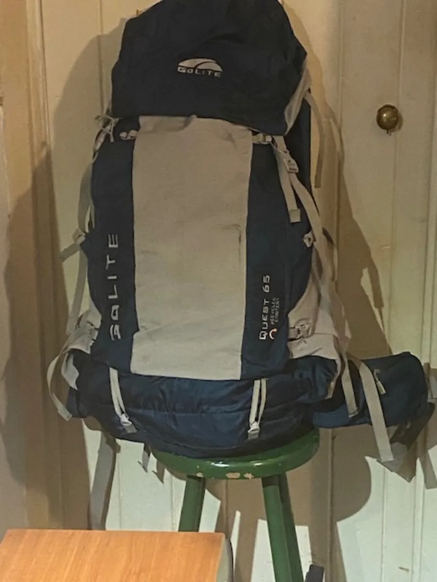 Golite quest clearance backpack