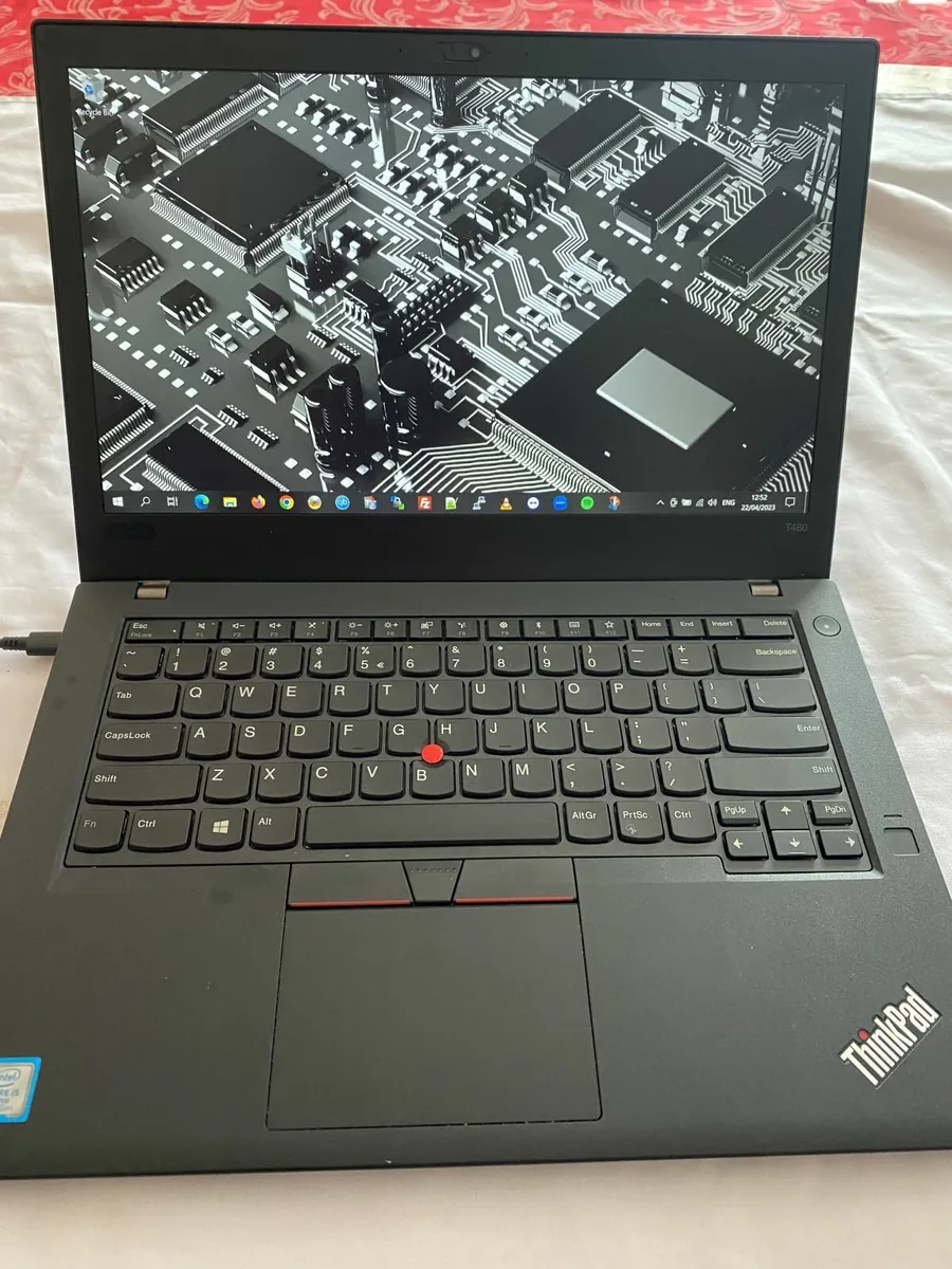 Lenovo ThinkPad T470 Touchscreen Laptop - Image 1
