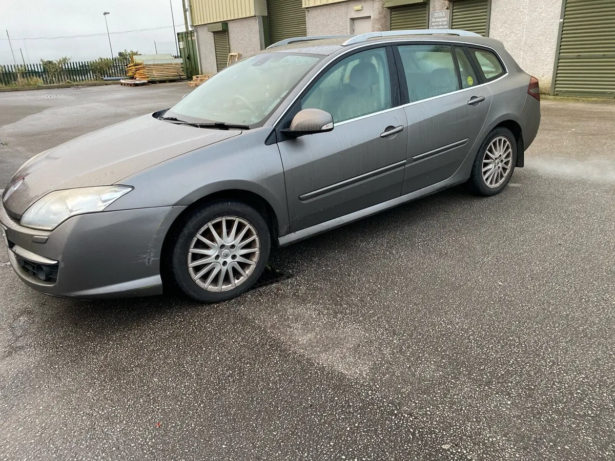 Renault Laguna Estate for breaking - Image 1