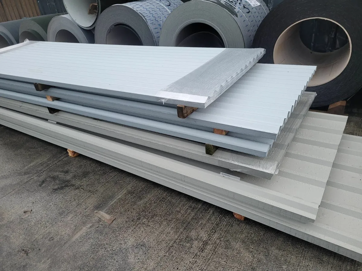 Roof cladding/ sheeting  in polyester coating. - Image 4