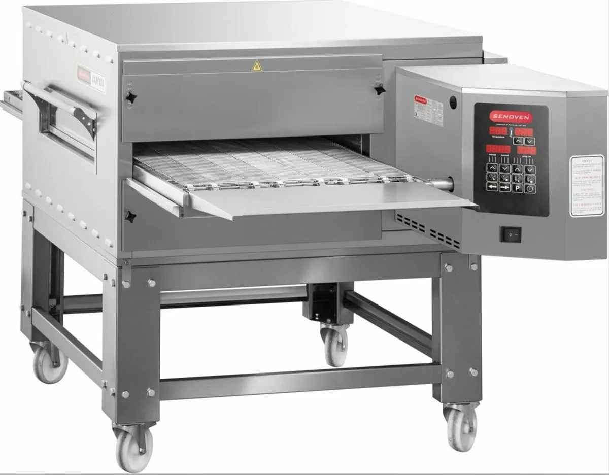 Senoven Conveyor Pizza Oven - 22" LPG/NAT GAS