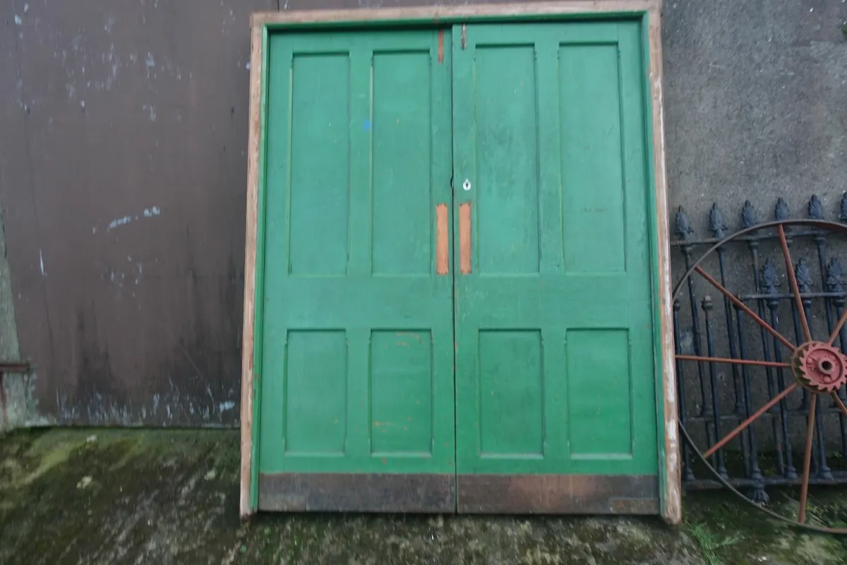 Pair of Pitch pine doors in frame - Image 1