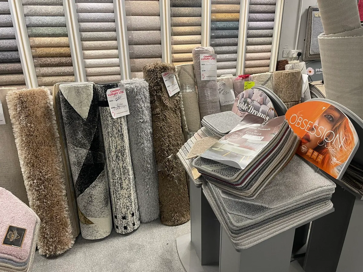 Carpet luxury bedding and furniture - Image 3