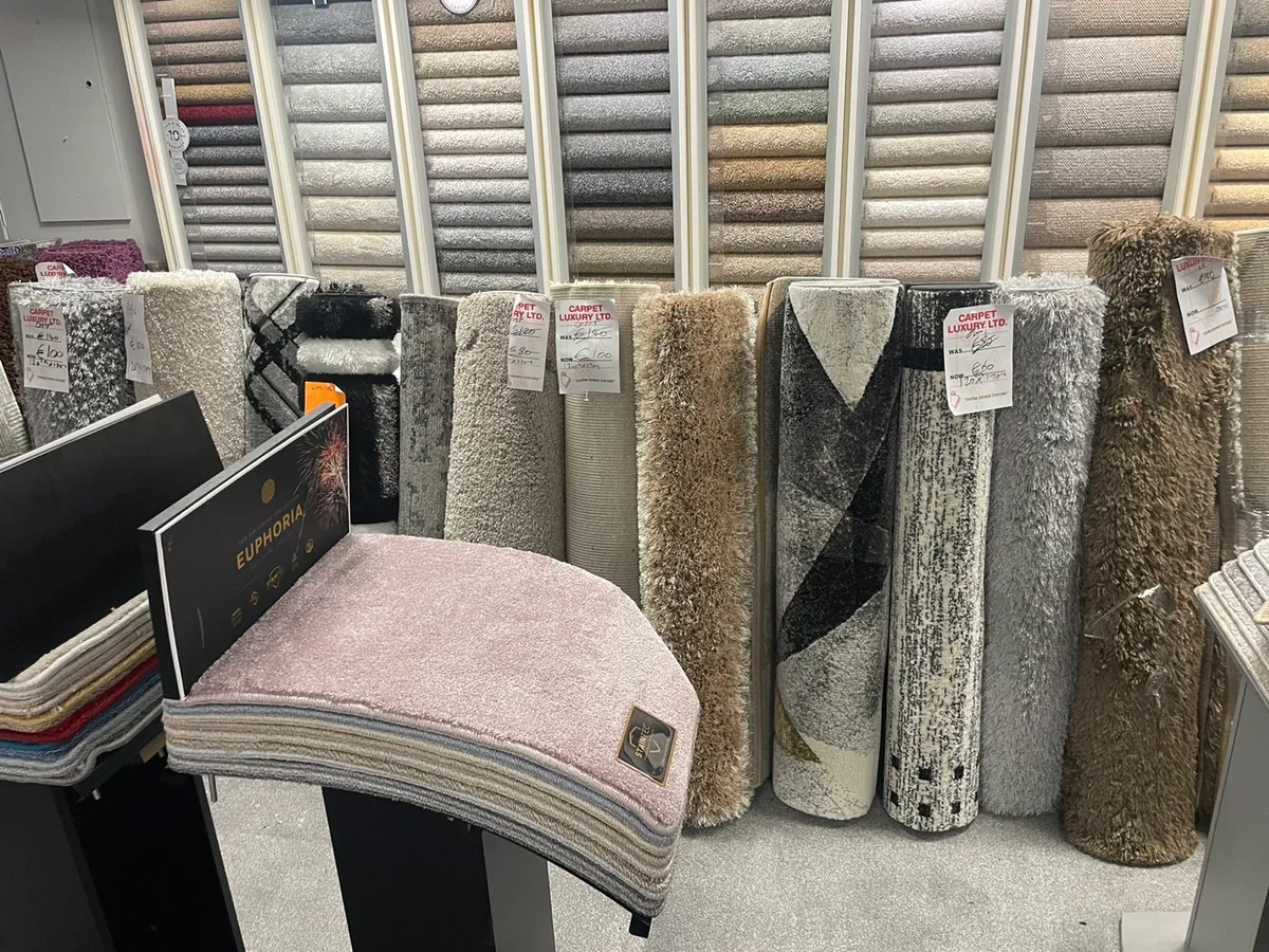 Carpet luxury bedding and furniture - Image 4