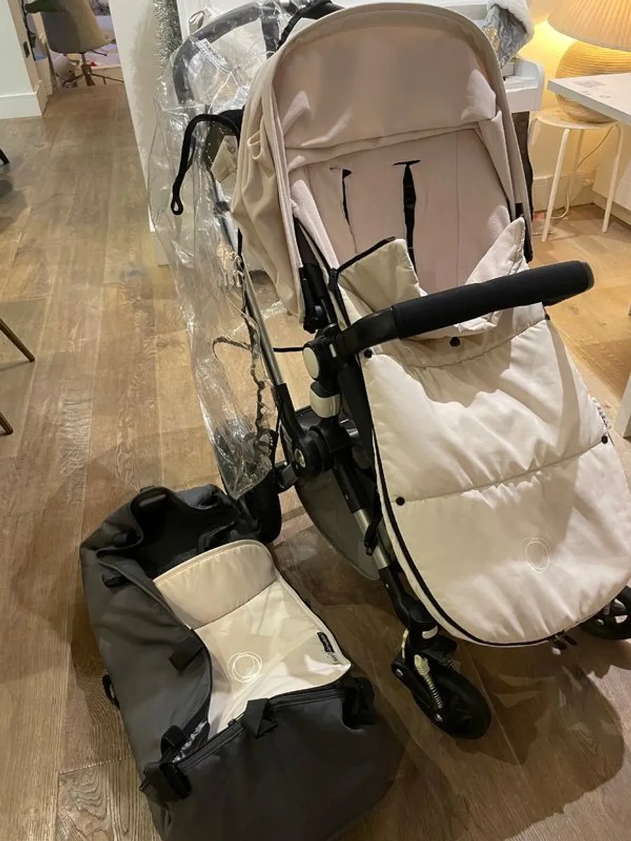 Bugaboo footmuff 2024 off white