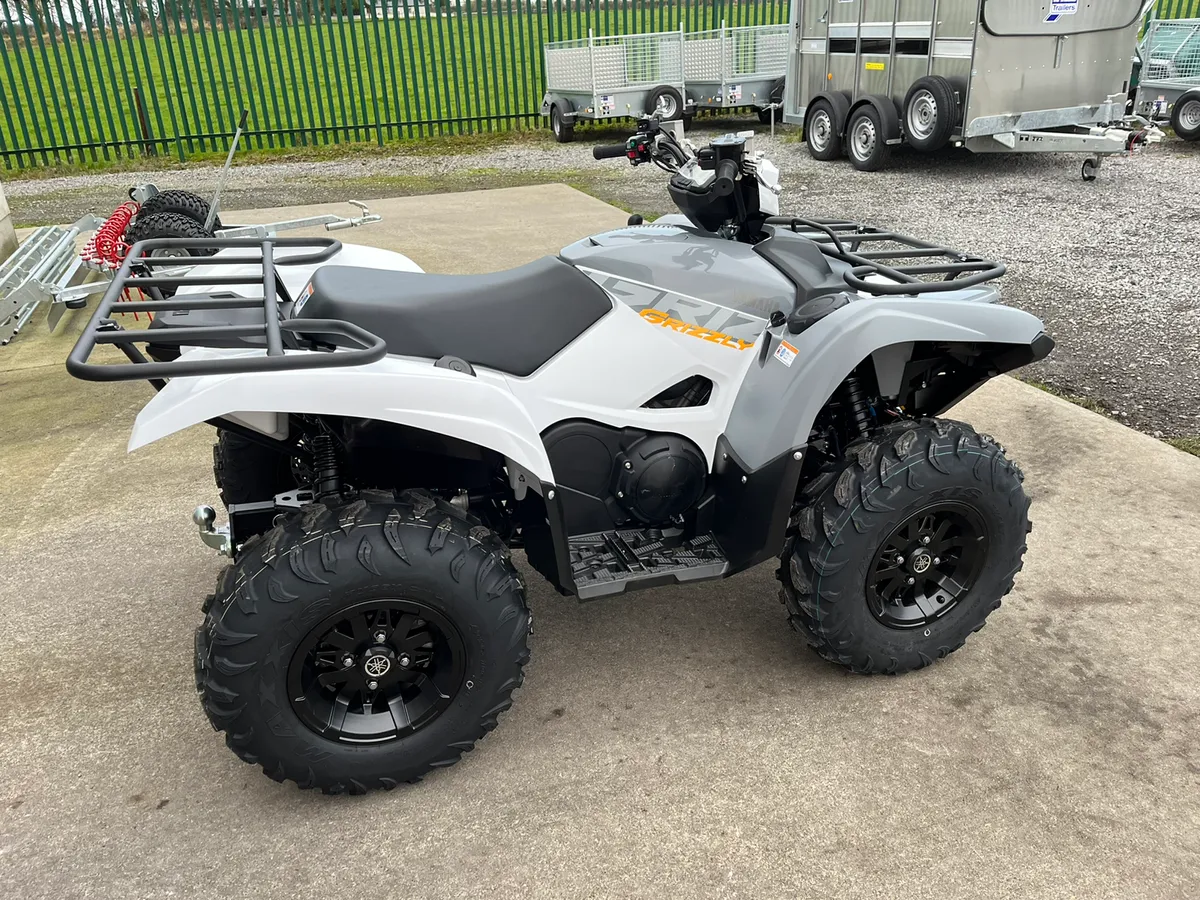 New 2024  Yamaha Grizzly 700 Armour Grey €68 P/W - Image 4