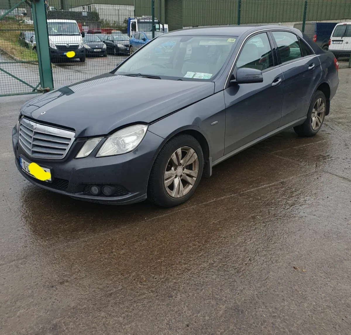 2010,Mercedes e200,irish - Image 3