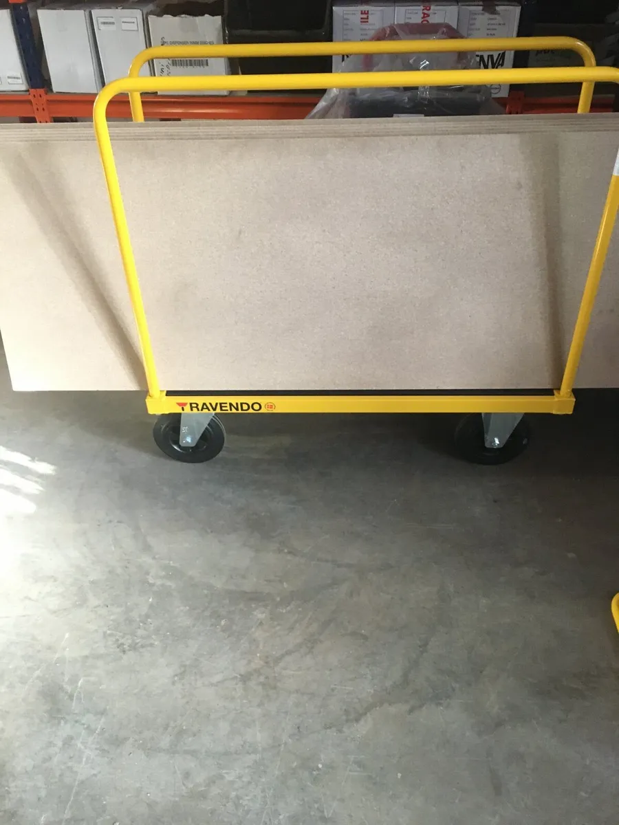 New & Used Pallet trucks and trolleys - Image 4