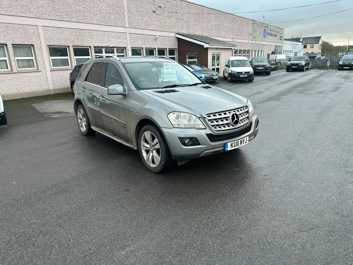 Mercedes ML 2 seat commercial
