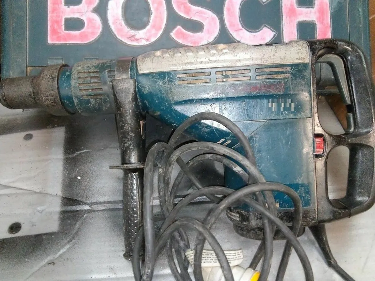 Bosch Hammer and drill Combi - Image 2