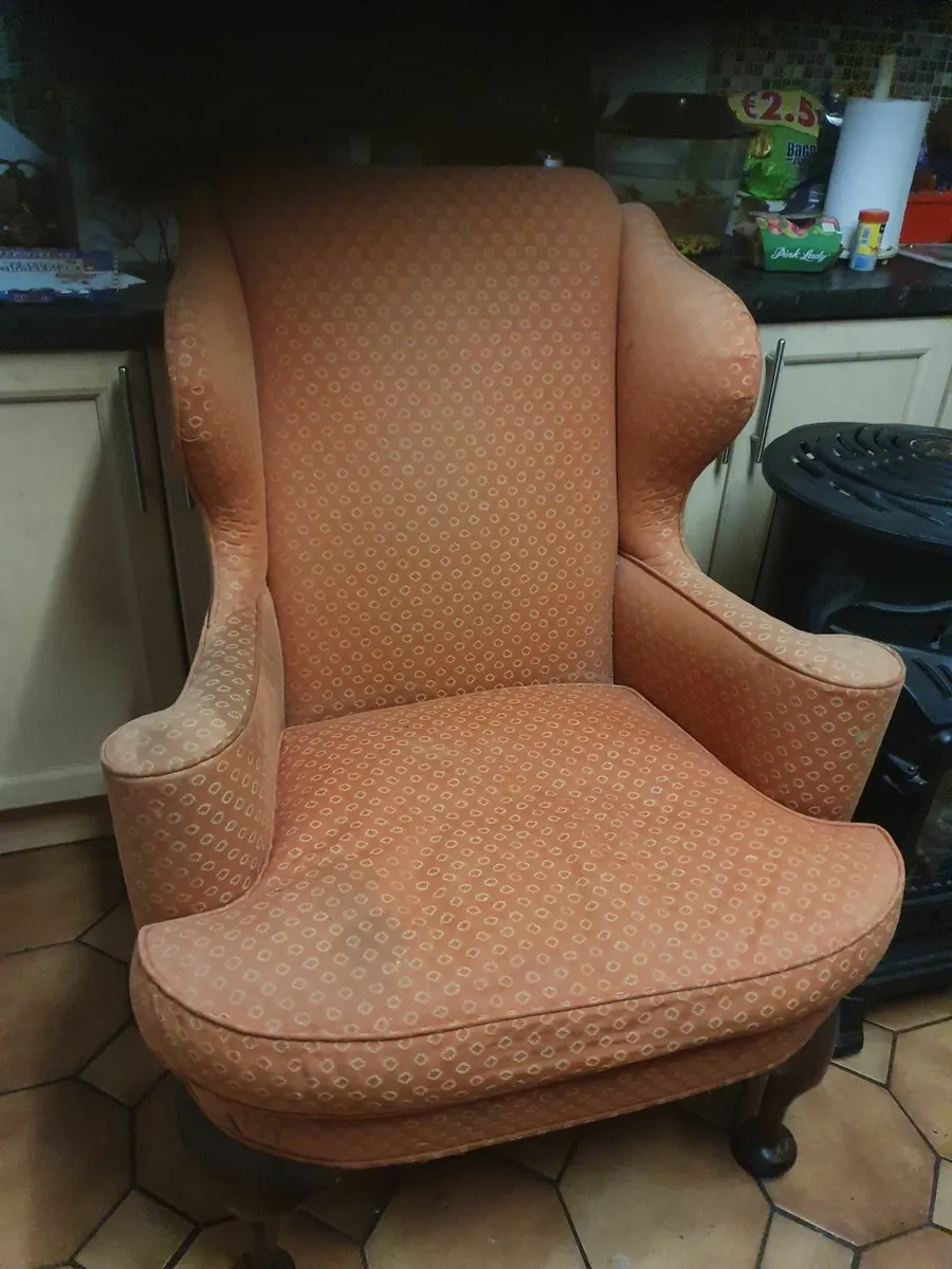 Real comfortable wing back chair