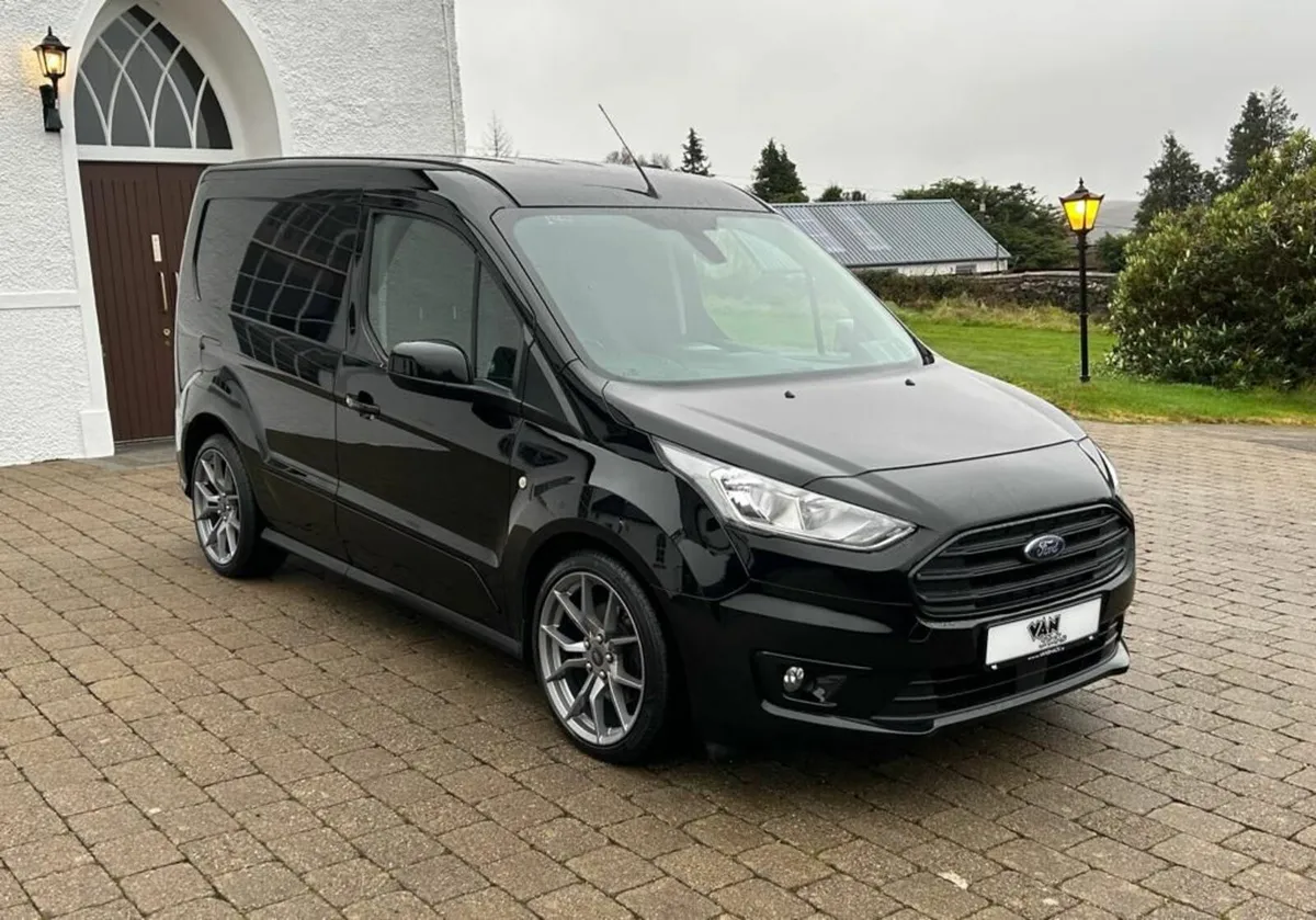 2018 (182) Ford Transit Connect Limited 1.5tdci120
