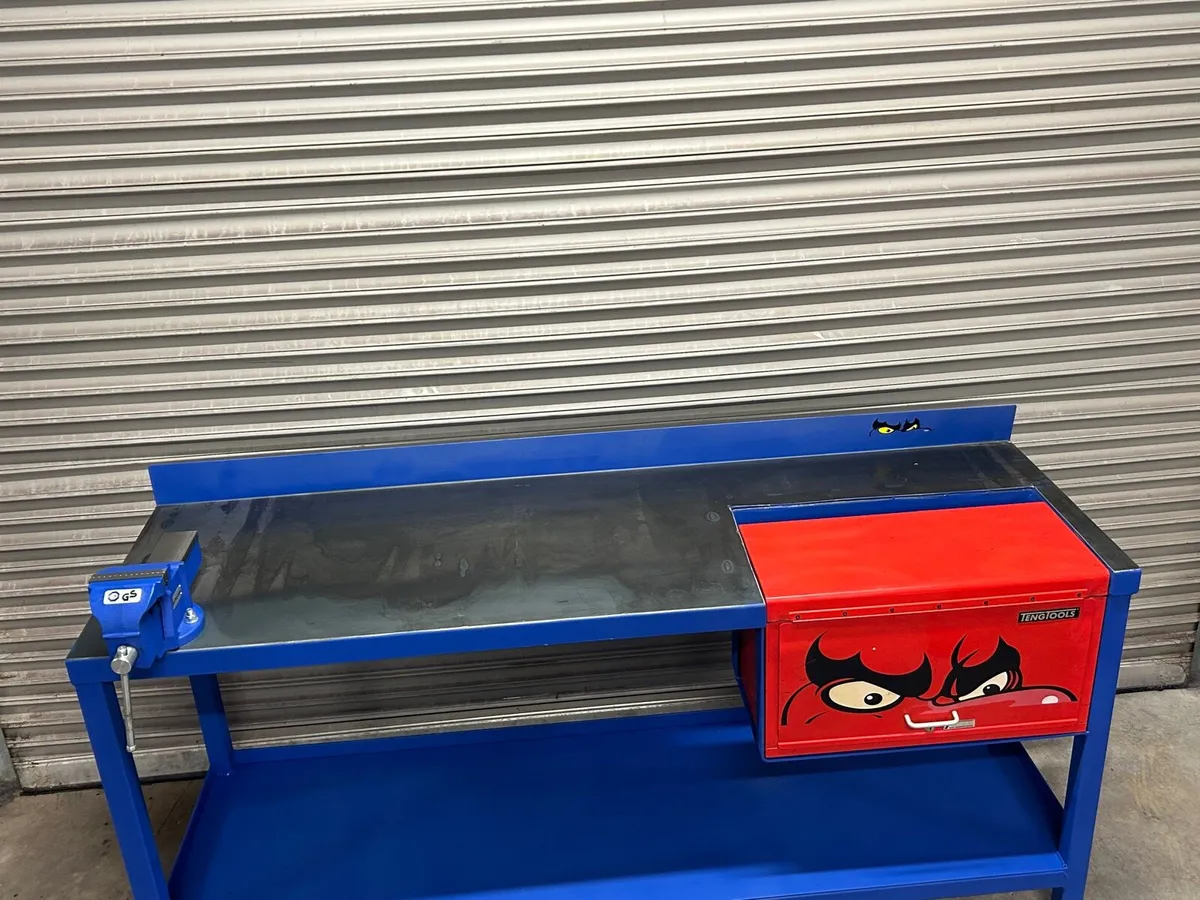 🧰 FREE TOOL BOX  🧰 Work bench - Image 1