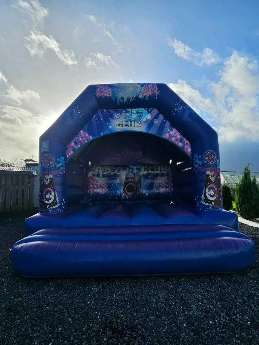 Hot Tub and Bouncy Castle Hire - Image 2