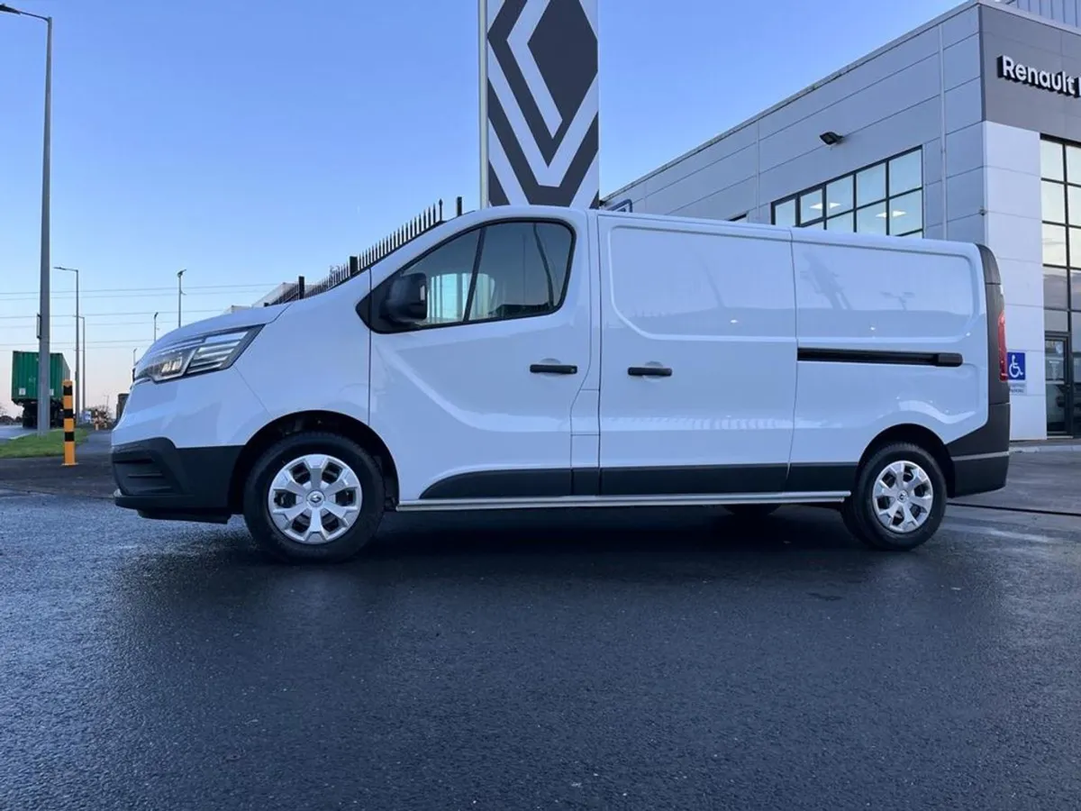 Renault Trafic Ll30 Blue DCI 130 Business - Image 2