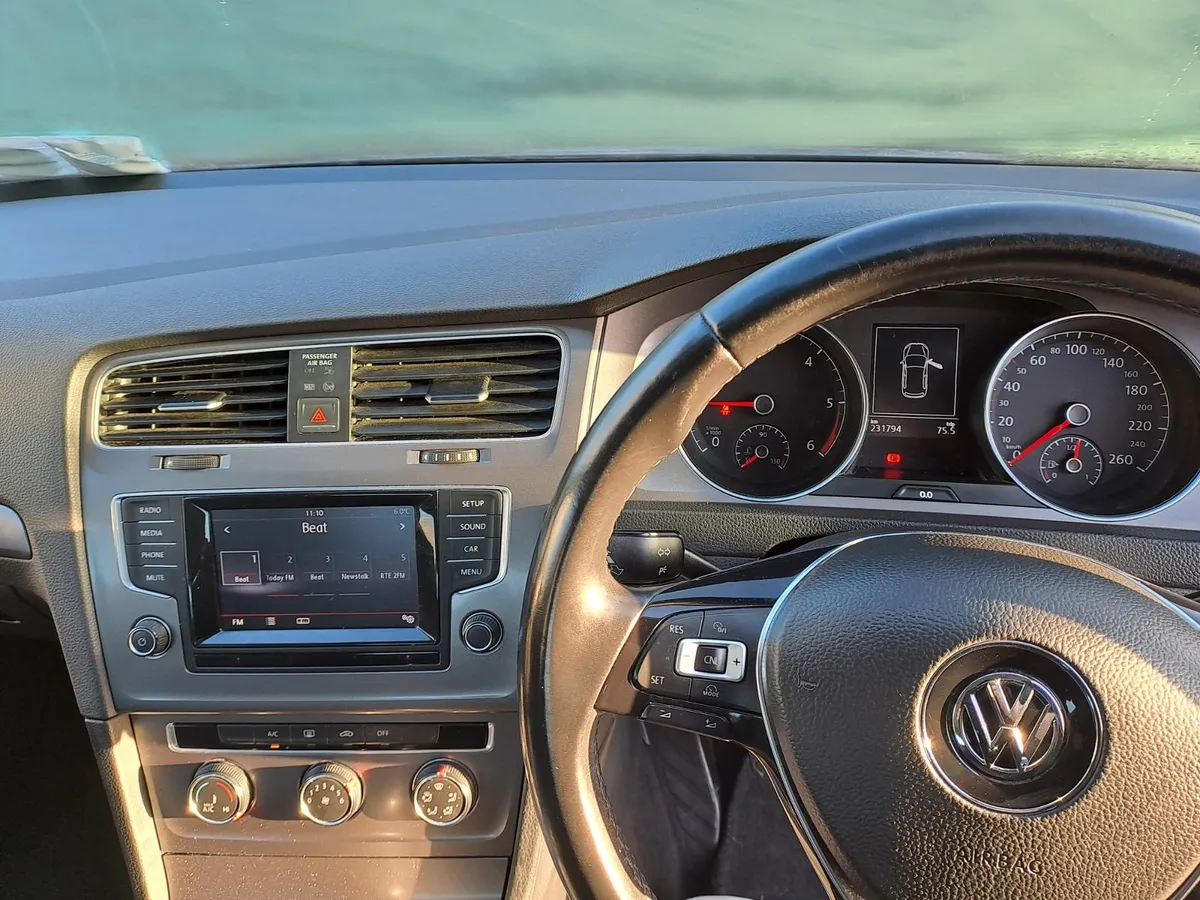 2015 VW Golf 1.6TDI QUICK SALE €7500 SPECIAL OFFER - Image 3