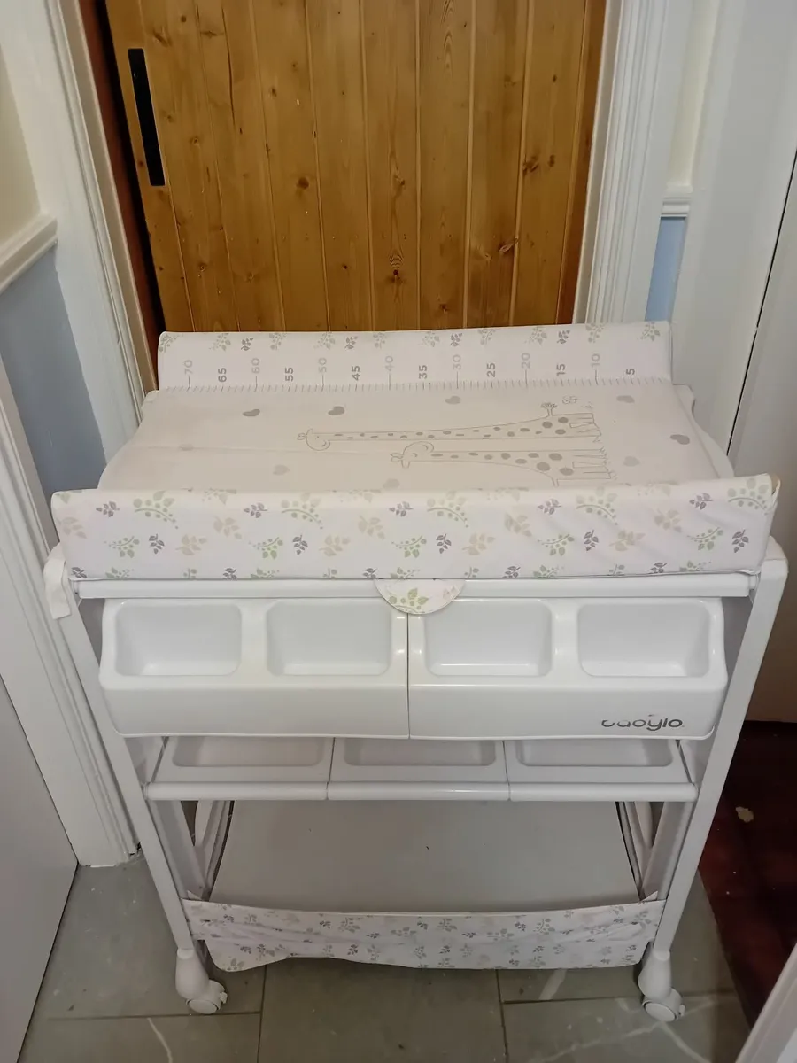 Babylo Smart Changing Table for sale in Co. Laois for 50 on DoneDeal