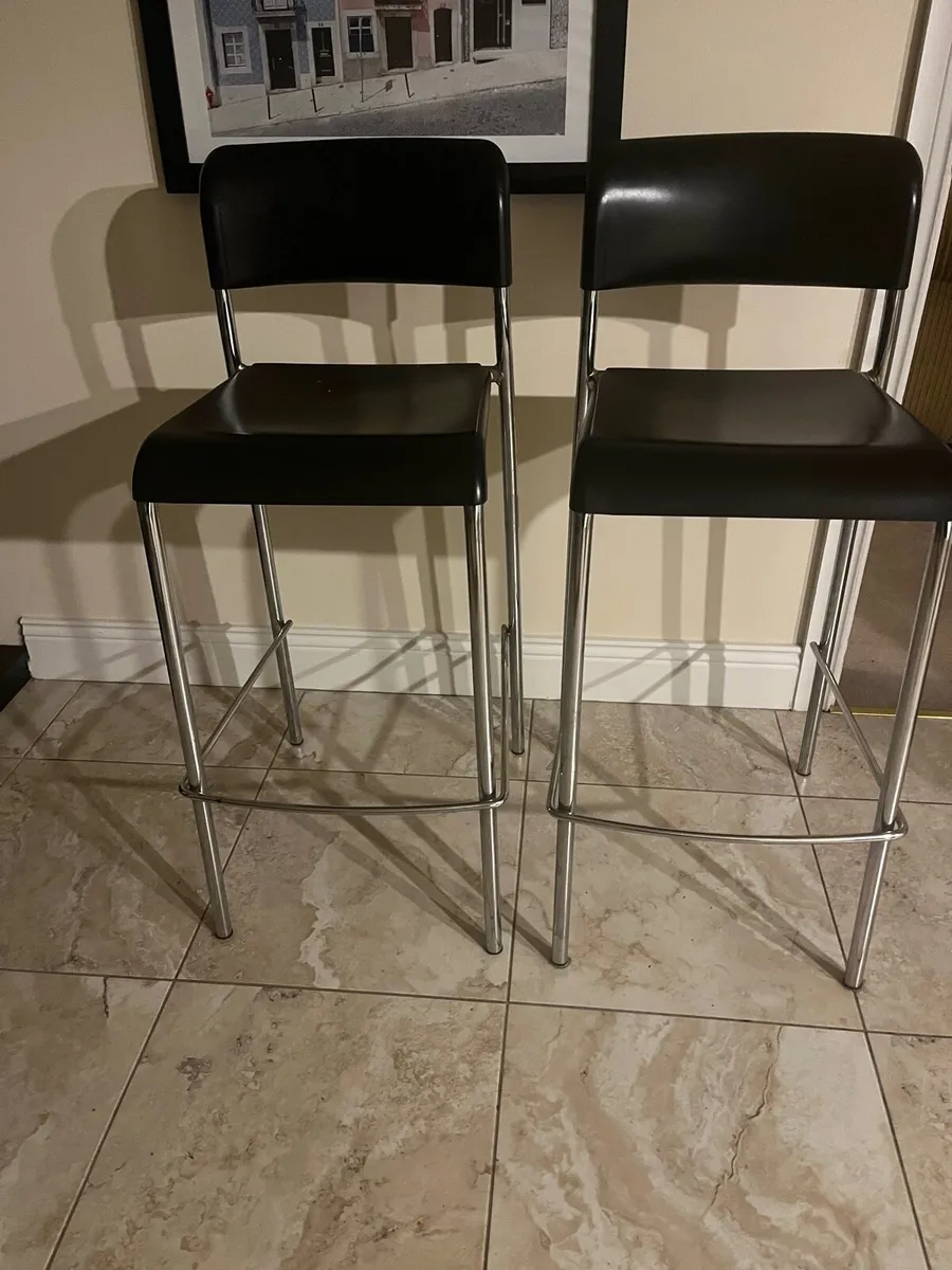 Kitchen island stools - Image 2