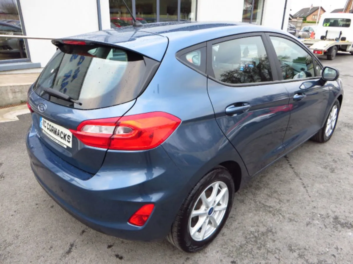 Ford Fiesta Zetec - Image 3