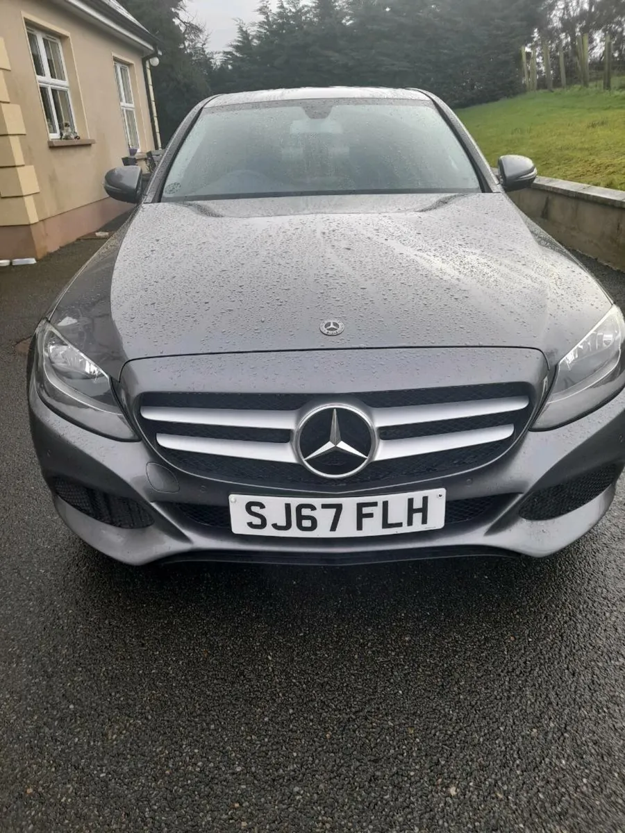 2017 mercedes c220 - Image 2