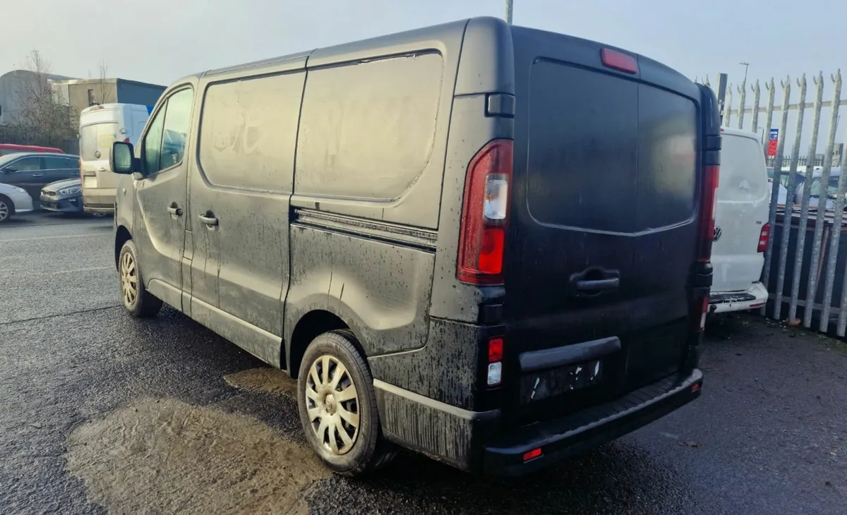 15 OPEL VIVARO  1.6 CDTI FOR BREAKING - Image 4