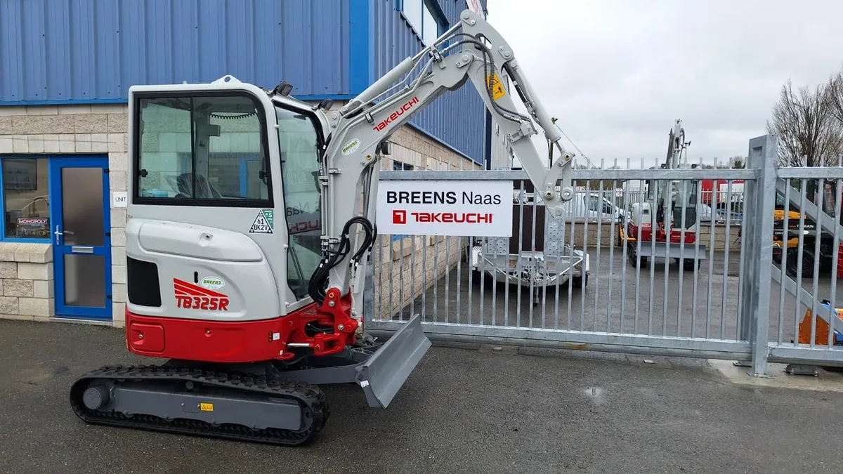 Takeuchi TB325R - Image 2