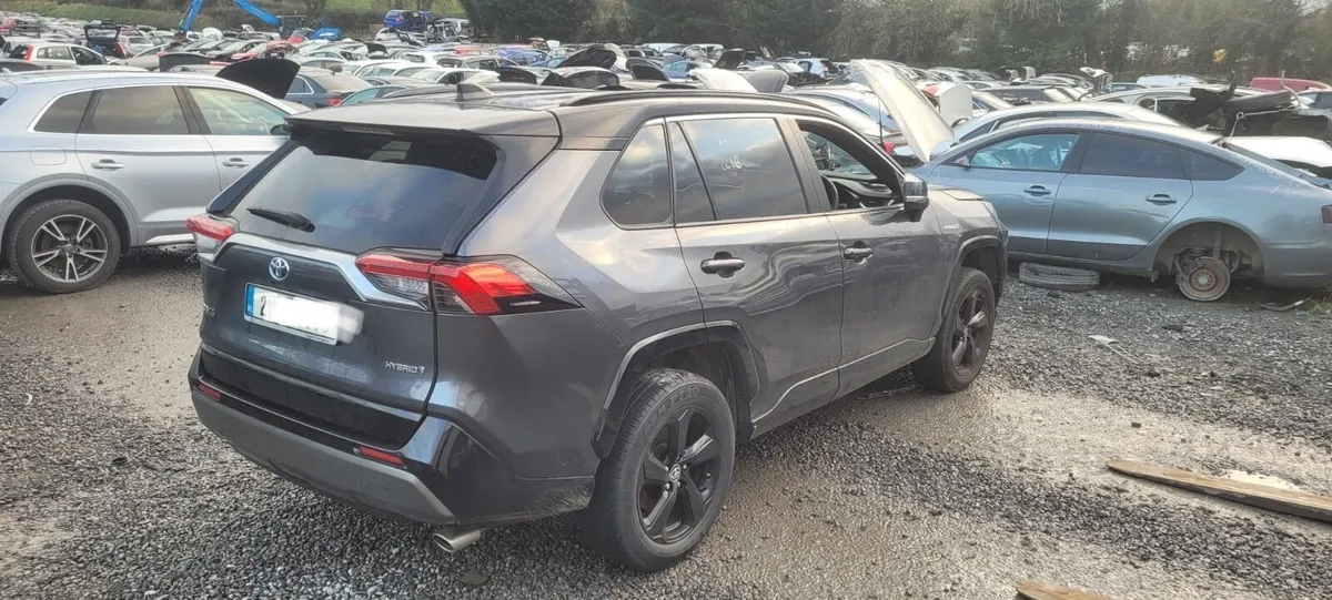 2021 Toyota RAV4 *For Parts* - Image 3