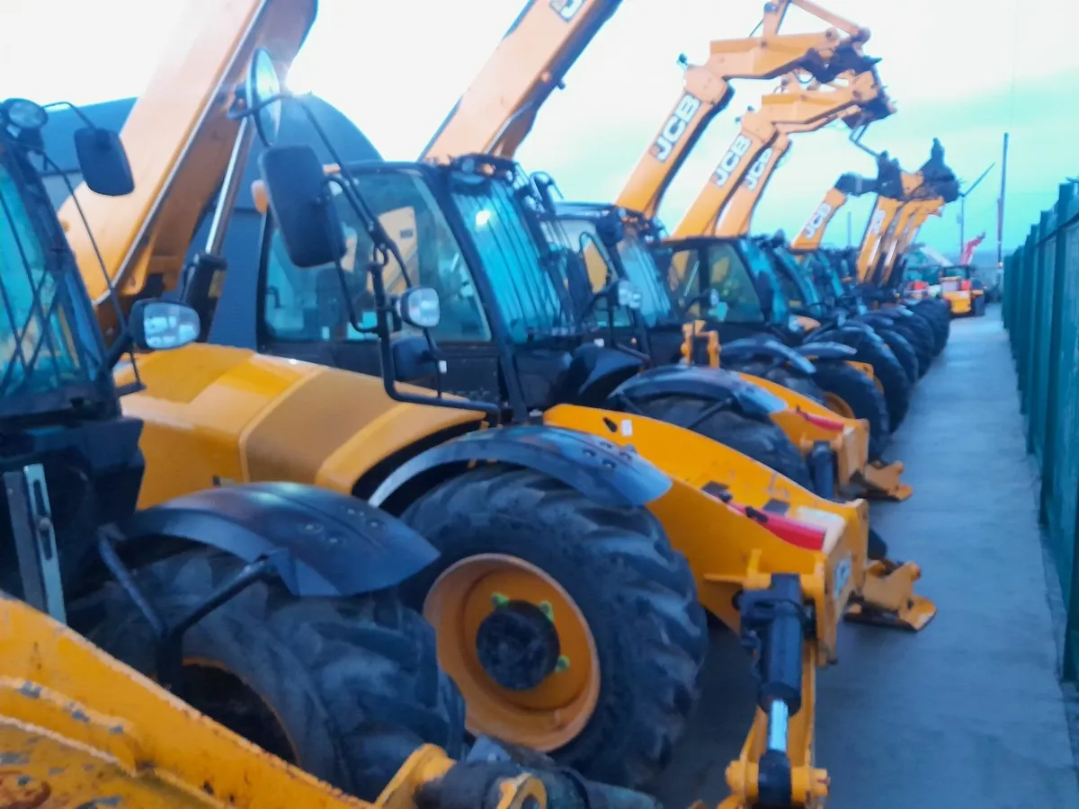 JCB Telehandlers, Loading Shovels and Excavators - Image 3