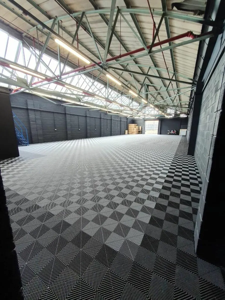 Tuff Tile Non Slip Flooring Garage Showroom Gym - Image 1