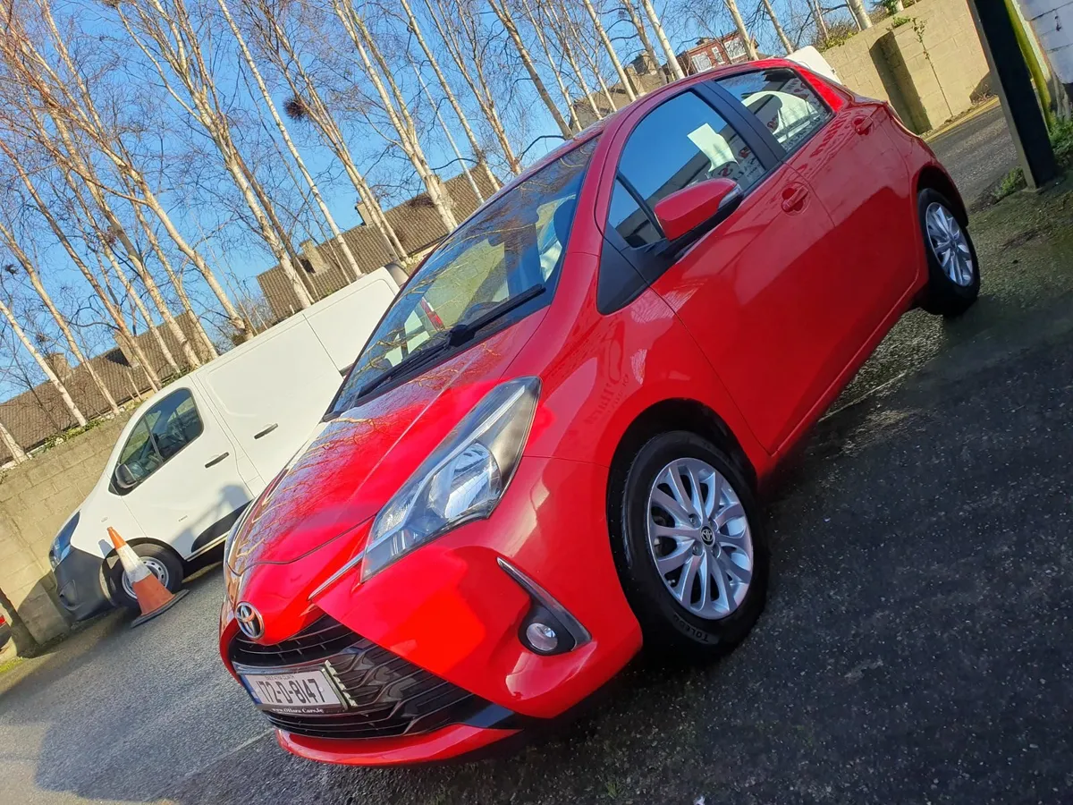 2017 Toyota Yaris 1.0 LUNA , IRISH CAR , MANUAL - Image 3