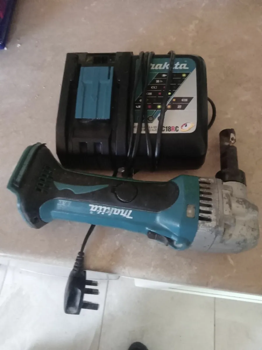 Makita nibbler best sale for sale