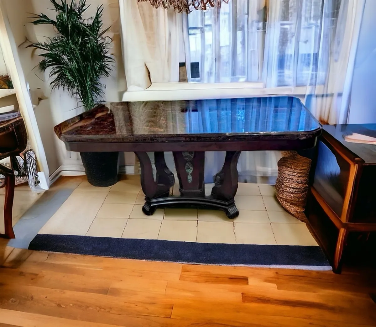 Exquisite Italian large marble table - Image 1
