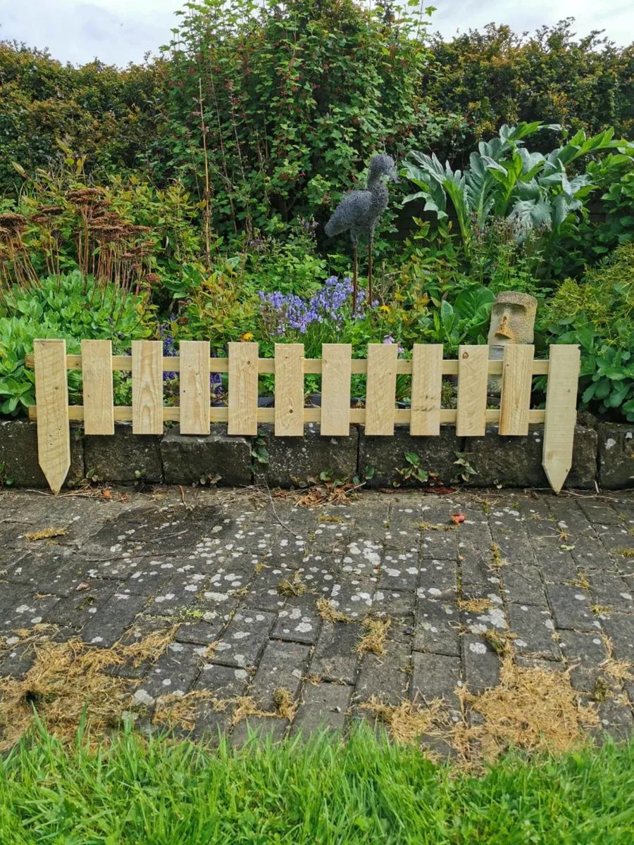 Picket fencing - Image 2