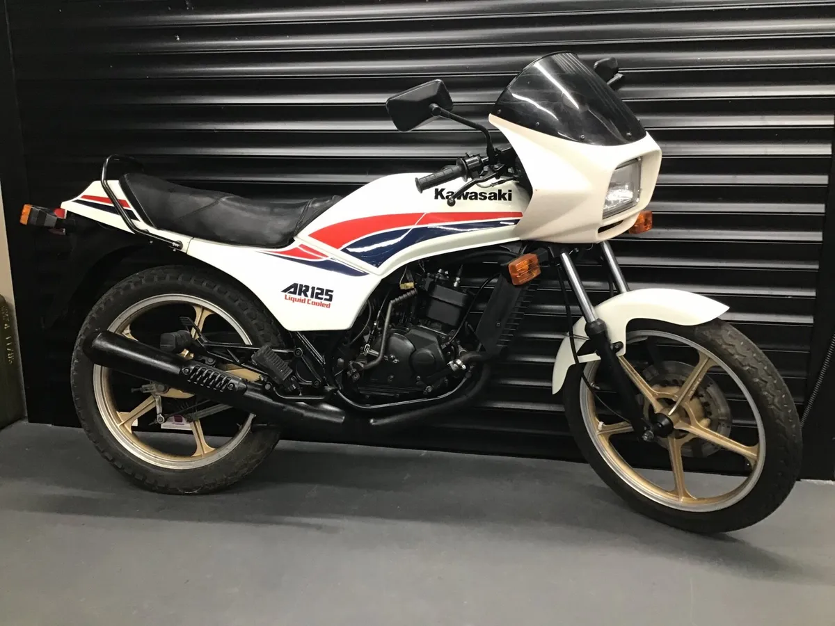 Kawasaki ke100 plus more classics,garage clearance - Image 4